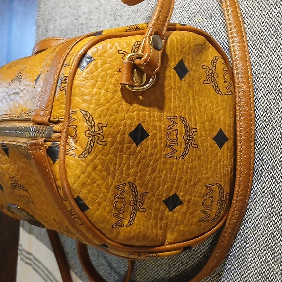 MCM Visetos Barrel Bag in Cognac - Picture 4 of 15